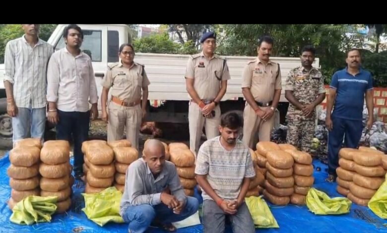 दो अलग-अलग थाना क्षेत्रों में 520 किलो गांजा जब्त, एक महिला सहित चार तस्कर गिरफ्तार 1 IMG 20260827 202457 kshititech