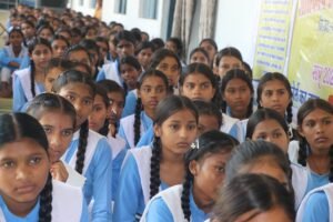 Kharod Pratibha Samman Samaroh : शासकीय स्कूल की प्रतिभाओं को आगे बढ़ाने का सार्थक प्रयास : कलेक्टर, वरिष्ठ पत्रकार कुंजबिहारी साहू की स्मृति में 'प्रतिभा सम्मान समारोह एवं कॅरियर मार्गदर्शन' आयोजित, खरौद के हायर सेकेंडरी, मिडिल स्कूल और प्रायमरी स्कूल के प्रतिभावान 42 छात्र-छात्राओं और खिलाड़ियों का हुआ सम्मान 2 IMG 20260917 WA0387 kshititech