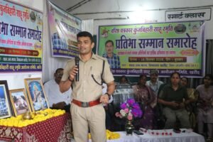 Kharod Pratibha Samman Samaroh : शासकीय स्कूल की प्रतिभाओं को आगे बढ़ाने का सार्थक प्रयास : कलेक्टर, वरिष्ठ पत्रकार कुंजबिहारी साहू की स्मृति में 'प्रतिभा सम्मान समारोह एवं कॅरियर मार्गदर्शन' आयोजित, खरौद के हायर सेकेंडरी, मिडिल स्कूल और प्रायमरी स्कूल के प्रतिभावान 42 छात्र-छात्राओं और खिलाड़ियों का हुआ सम्मान 4 IMG 20260917 WA0391 kshititech