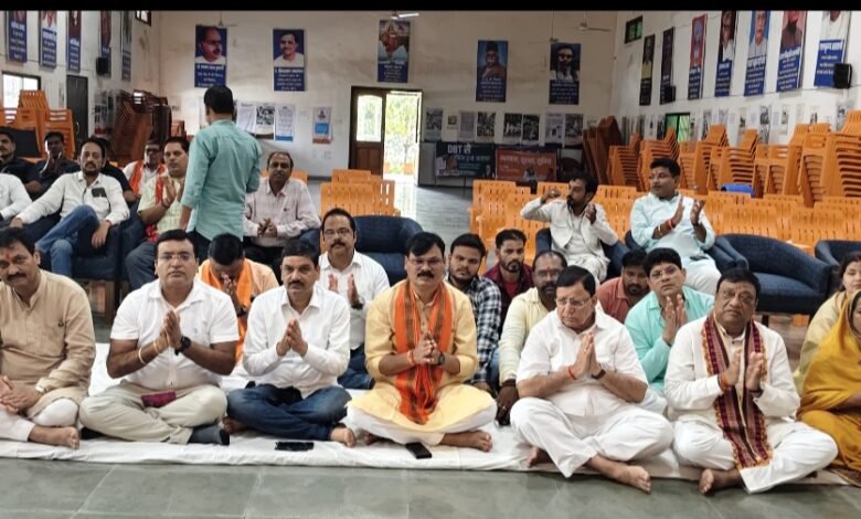 प्रधानमंत्री नरेंद्र मोदी के जन्मदिवस पर भाजपा कार्यालय में सुंदरकांड का आयोजन 1 IMG 20260917 171004 kshititech